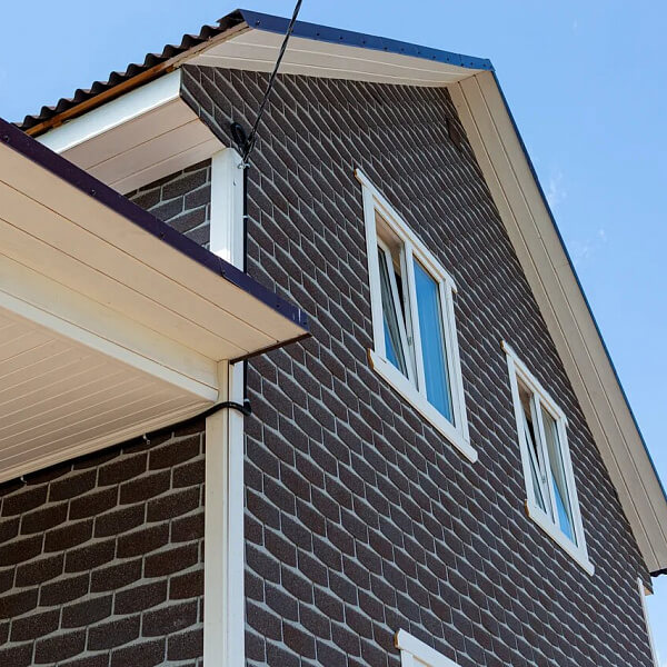 Фaсадная плитка Hauberk цвет КВАРЦИТ на фасаде дома фото 3