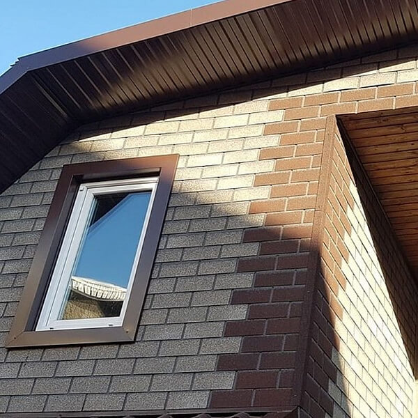 Фaсадная плитка Hauberk коллекция Кирпич цвет Серо-Бежевый на фасаде дома фото 4