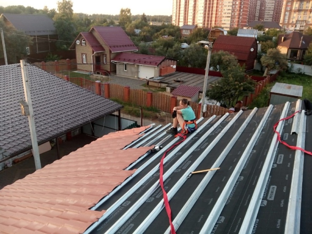 Металлочерепица Геркулес 8004 терракотовый Стальной Бархат от Центра Металлокровли в Астрахани