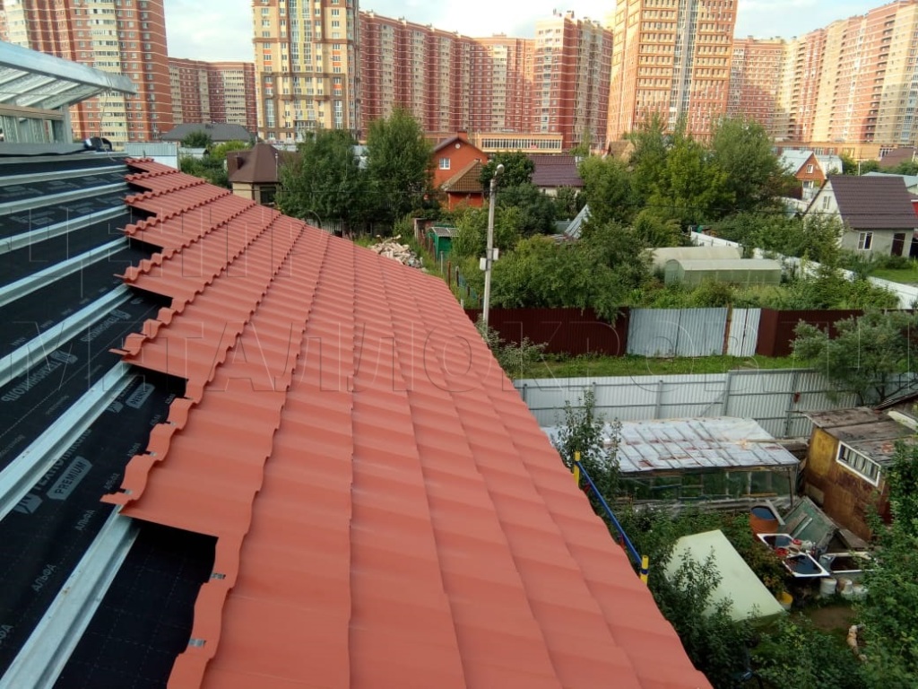 Металлочерепица Геркулес 8004 терракотовый Стальной Бархат от Центра Металокровли в Астрахани