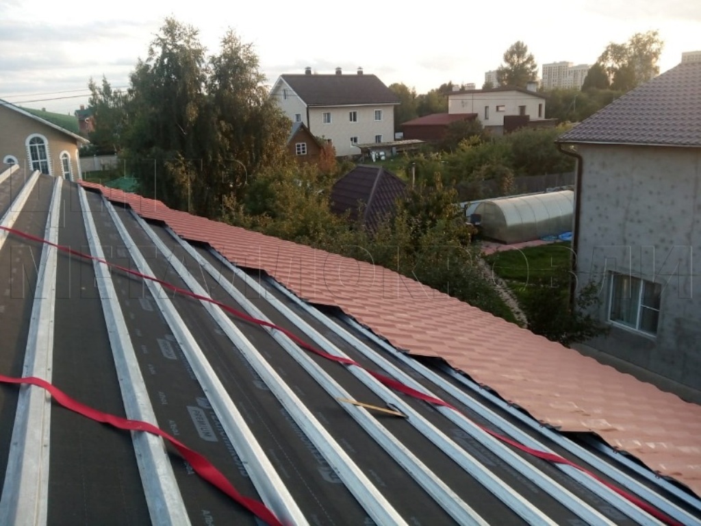 Металлочерепица Геркулес 8004 терракотовый Стальной Бархат от Центра Металлокровли в Астрахани